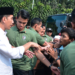 Saat Para Wartawan Berikan Kejutan Pada Ulang Tahun Presiden Jokowi