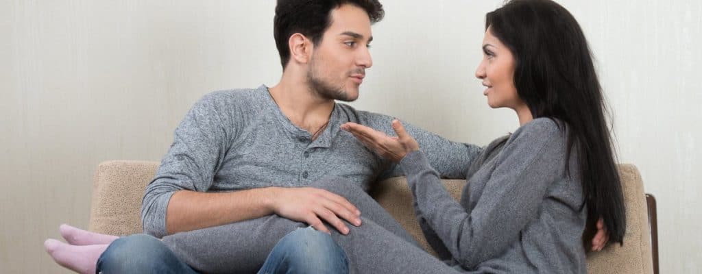 Supaya Tetap Romantis, Ini 6 Tips Komunikasi Dengan Pasangan