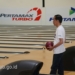 Presiden Jokowi Jajal Arena Bowling dan Menembak di Jakabaring