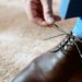 Tak Cuma Bikin Kotor, Ini Bahaya Pakai Sepatu Dalam Ruangan Bagi Kesehatan