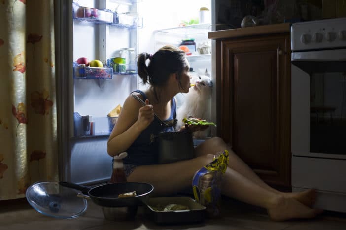 risiko makan tengah malam
