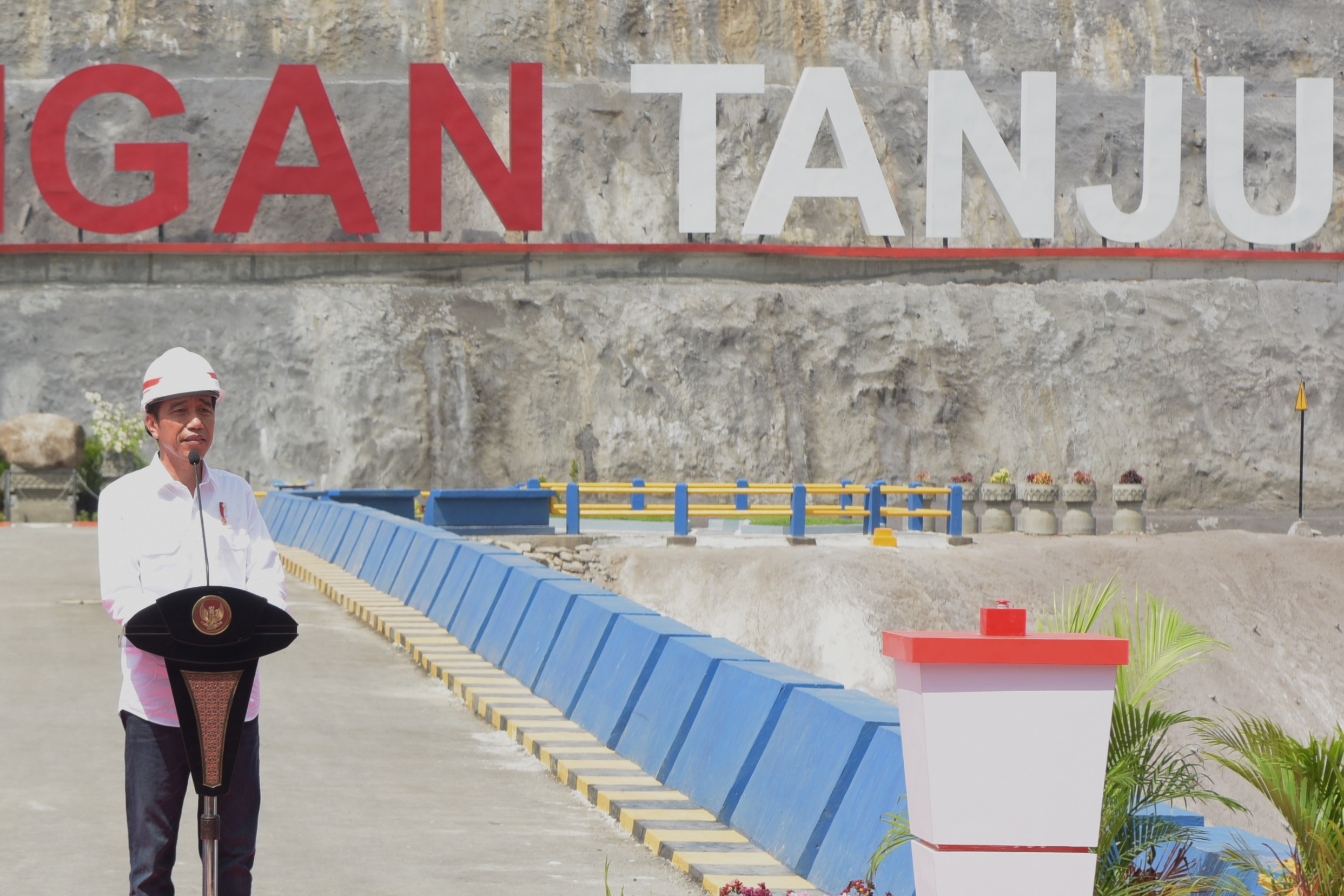 Resmikan Bendungan Tonju di Dompu, Presden Jokowi: Kita Masih Kekurangan Banyak Bendungan