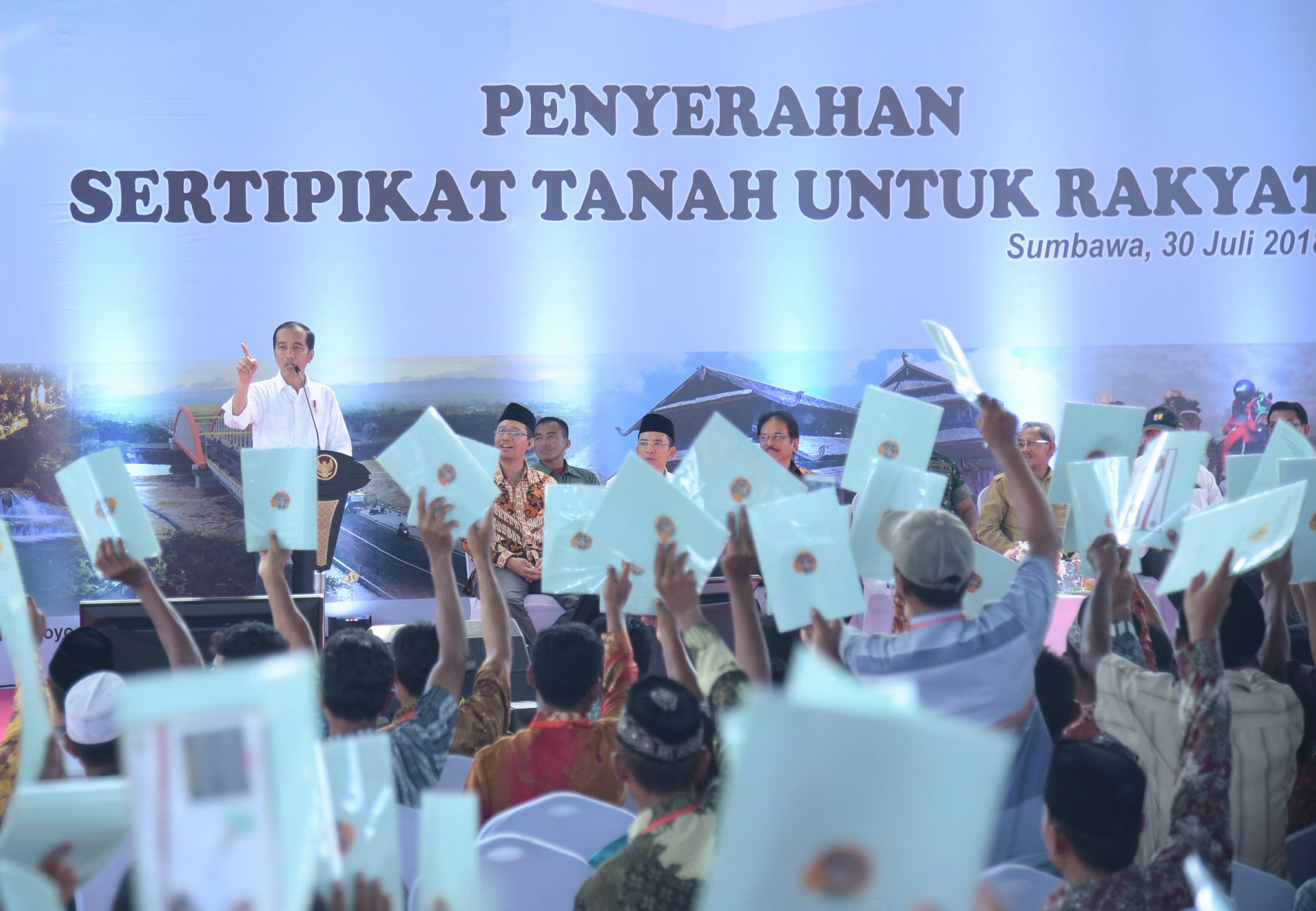 Minta Pegawai BPN Kerja Keras, Presiden Jokowi: Urus Sertifikat Harus Cepat, Jangan Bertahun-tahun