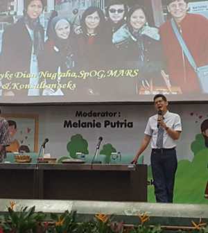 Gelar Seminar Kader Kesehatan, Dinkes Tangsel Datangkan Dokter Boyke