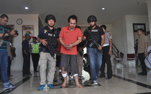 Ngaku Polisi, Peras Driver Ojol