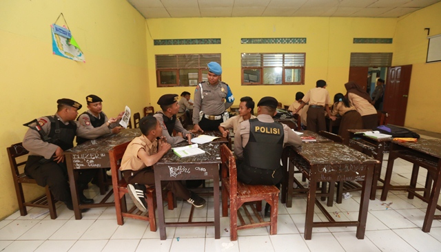 Polisi Buru Pembacok Siswa Saat Tawuran