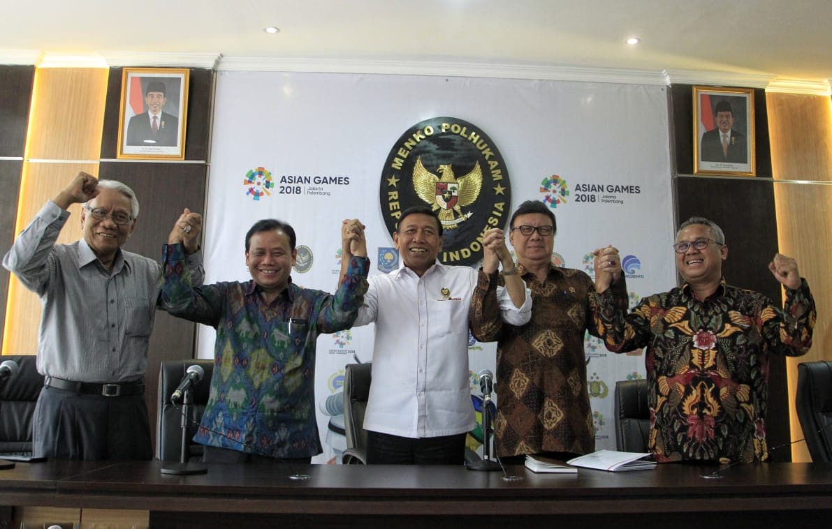 Bertemu Bawaslu dan KPU, Menko Polhukam Minta MA Percepat Putusan Soal Caleg Ex Koruptor