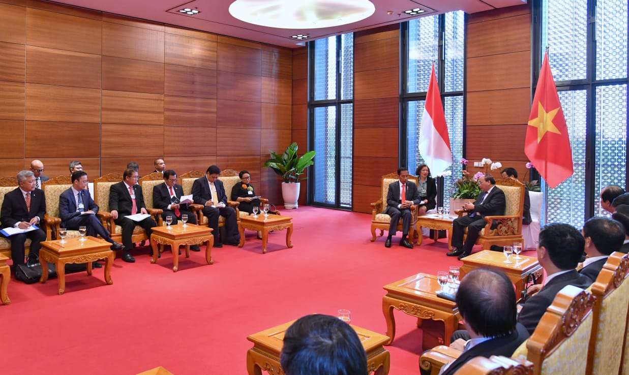 Bertemu PM Vietnam, Presiden Jokowi Bahas Pengembangan Ekonomi Kreatif dan Digital di Kawasan