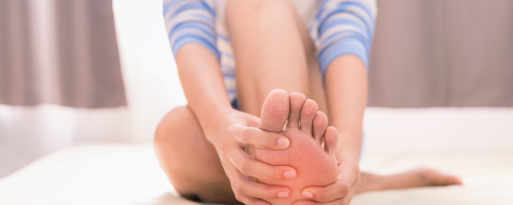 5 Cara Mengatasi Kram Kaki Dengan Mudah Tanpa Obat