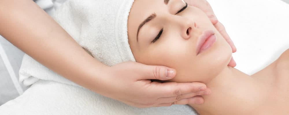 Yang Boleh dan Tak Boleh Dilakukan Saat Facial Wajah