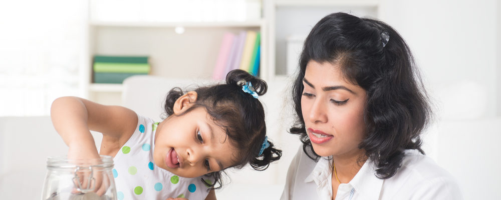 5 Cara Cerdik Mengajarkan Anak Mengelola Keuangan Sejak Dini