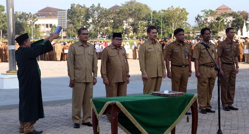 2 Pejabat Kota Tangerang,  Jadi Pejabat Provinsi