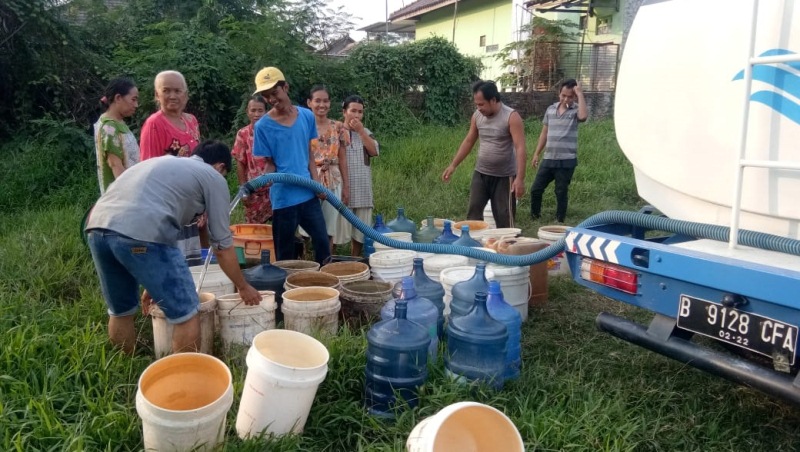 Atasi Kekeringan Sumur Bor Jadi Solusi