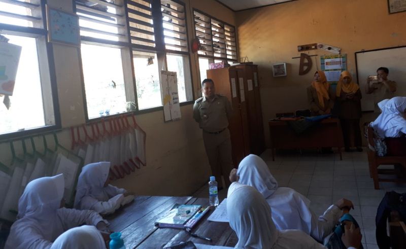 Gedung SDN Karawaci Baru Rusak, Arief Tegur Pejabat Dindik