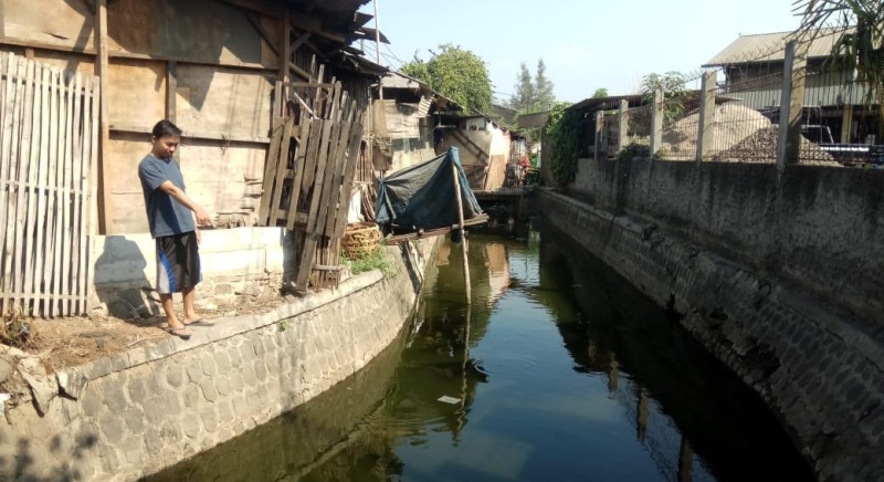 Kali Sipon Dipenuhi Bangunan Liar