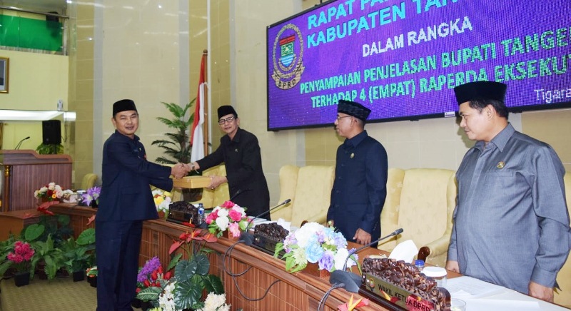 Pemda Batasi Kawasan Merokok