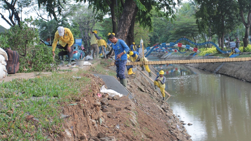 PUPR Siapkan 665 Personel Siaga Banjir