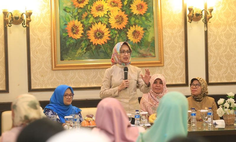 Perempuan Didorong Aktif Berpolitik