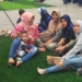 Taman Elektrik Dilengkapi Rumput Sintetis
