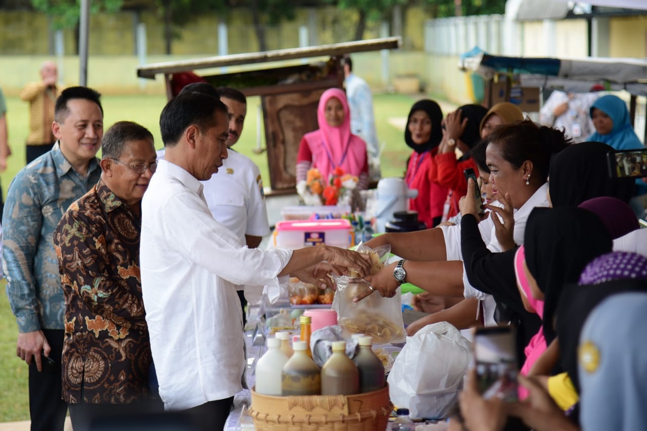 Manfaatkan Mekaar, Presiden Jokowi Berharap Usaha Super Mikro Berkembang Jadi Mikro
