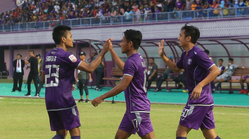 Arema FC vs Persita, Cari Modal Kandang