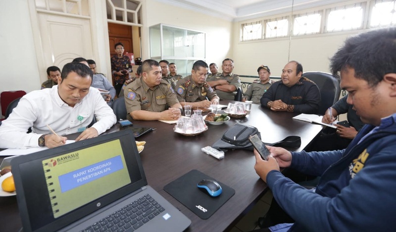 Sapu Bersih APK Melanggar