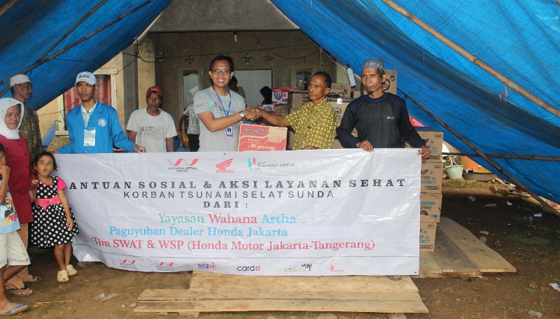 Yayasan Wahana Artha Datangi Tunjung Jaya Bantu Ringankan Korban Tsunami Selat Sunda