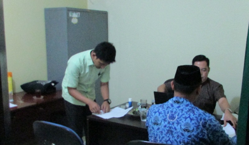 Berpose Dua Jari, 5 Sekel Diperiksa Bawaslu