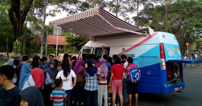 Jadi Dalam 1 Hari, Pembuatan KIA Diserbu Warga