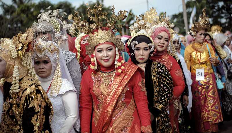 Ngebesan Masuk MURI, Pelaminan Terbanyak se- Indonesia