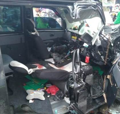 Tabrak Truk Sampah di Serpong Tangsel, Sopir Grand Max Tewas