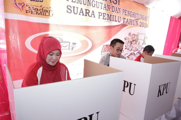 Gunakan hak pilih, jangan golput ya..!