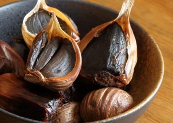 5 Manfaat Black Garlic Bagi Kesehatan