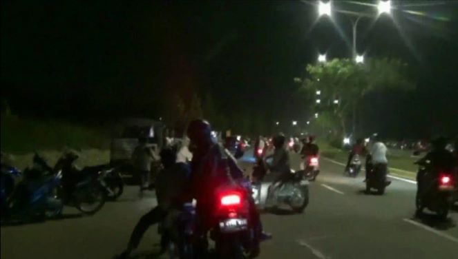 Balap liar di Pagedangan dibubarkan polisi. (PHD)