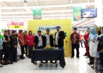 Tranformasi Bisnis Giant Dengan Tampilan Interior Modern