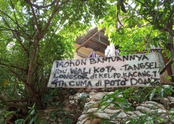 Rumah Terancam Longsor, Warga: 4 Tahun Cuma Foto-foto Doang!