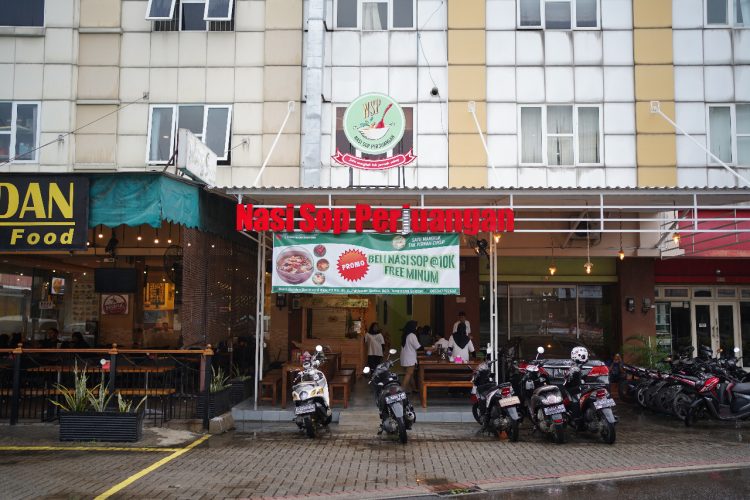 Nasi Sop perjuangan. (PHD)