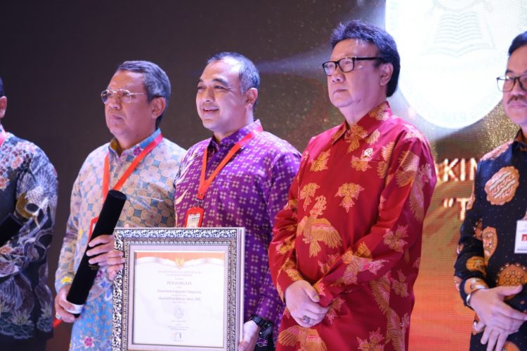 Penghargaan SAKIP Award. (Ist)