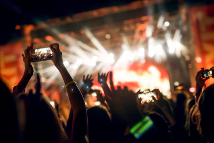 tips keselamatan diri di konser