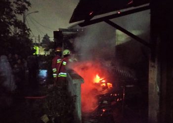Satu Rumah di Pamulang Ludes Terbakar Akibat Lilin