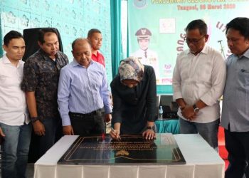 Airin Resmikan Gedung Perpusatakaan Rp9,9 Miliar