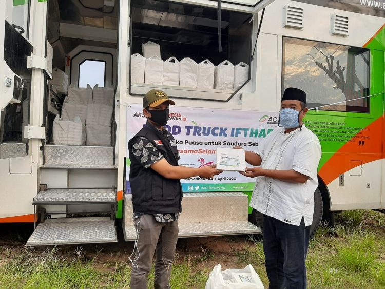 Operasi Makan Gratis di Kosambi, Kabupaten Tangerang. (IST)