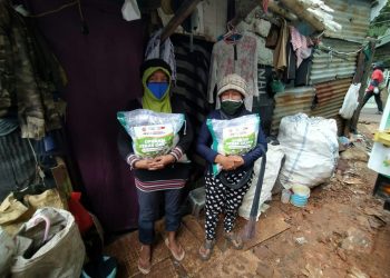 ACT Tangerang Raya Salurkan 1000 Kg Beras untuk Warga Kampung Pemulung di Tangsel