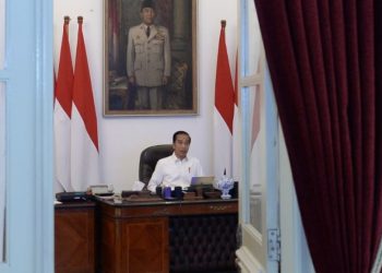 Pemerintah Wajibkan Warga Kenakan Masker saat Beraktivitas di Luar Rumah
