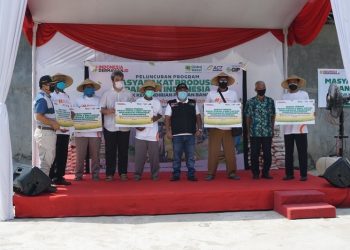 Gandeng Petani Padi di Karawang, ACT Punya Program Masyarakat Produsen Pangan Indonesia