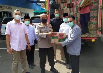 TangCity Mall Bagikan 1.000 Sembako untuk Warga Terdampak Covid-19 di Kota Tangerang