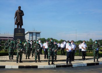 ACT dan TNI Distribusikan Beras Gratis ke 200 Ribu Keluarga Prasejahtera