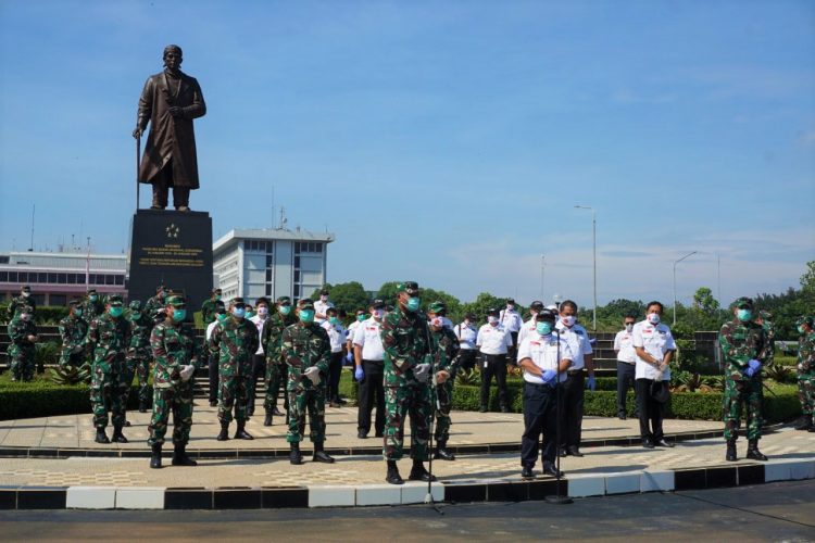 Pelepasan operasi beras gratis ACT dan TNI. (IST)