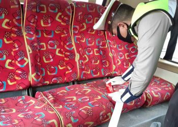 Terapkan PSBB, Polresta Tangerang Sisir Angkutan Umum Menuju Jakarta