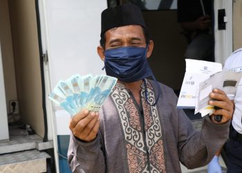 Warga Cisoka Sumringah, Bantuan JPS dari Pemprov Banten Cair